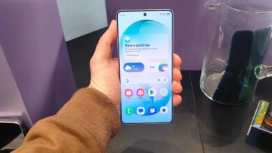 Samsung Galaxy S27 Pro Rumored to Adopt the Ultra’s iPhone-Inspired Design